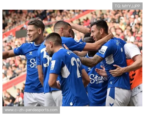 埃弗顿与利兹联深陷攻防失衡困局 保级形势依然严峻